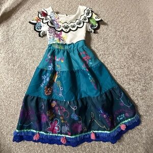Disney Encanto Mirabel Girls Dress Size 7/8 Butterfly Collar Costume